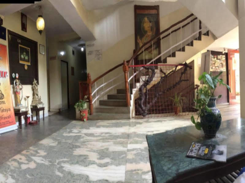 Aravali Clarks Inn Alwar Zewnętrze zdjęcie