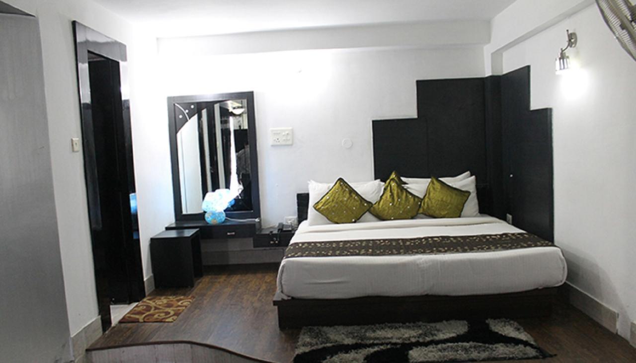 Aravali Clarks Inn Alwar Zewnętrze zdjęcie