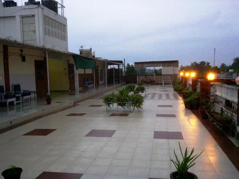 Aravali Clarks Inn Alwar Zewnętrze zdjęcie